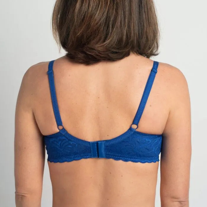 Style 804 Seamless Molded Bra