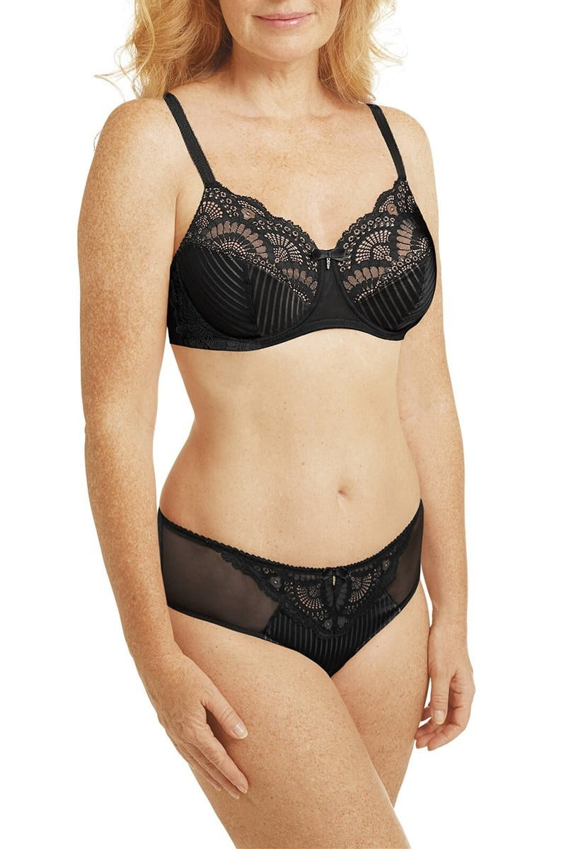Karolina Padded Wire-Free Bra