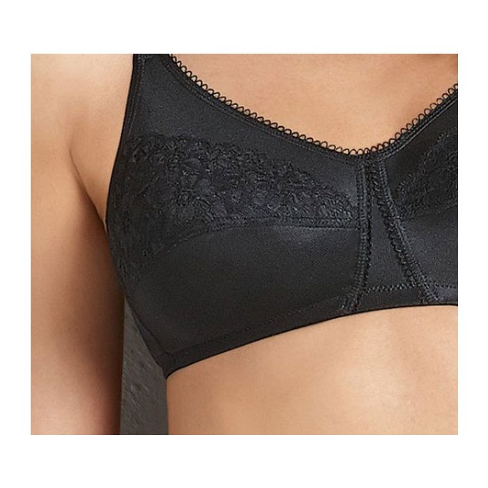 LIVIA – Wire-free Mastectomy Bra