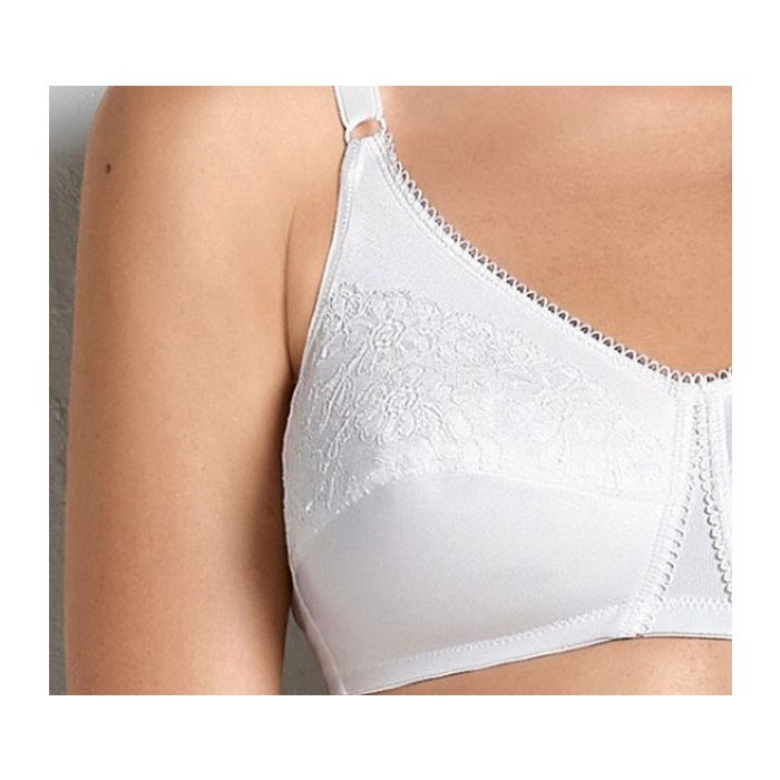 LIVIA – Wire-free Mastectomy Bra