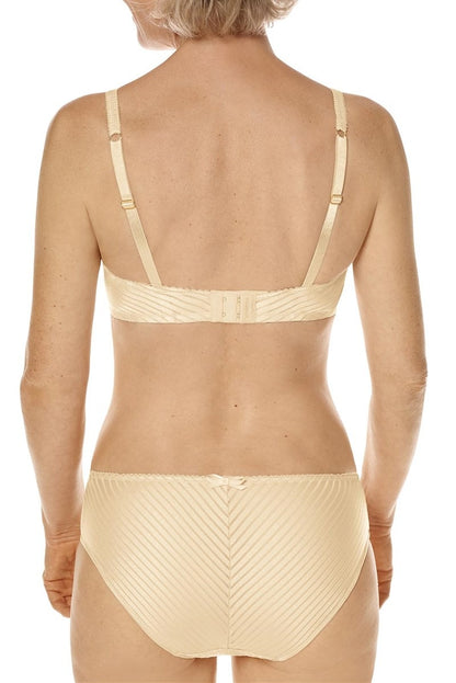 Karolina Padded Wire-Free Bra