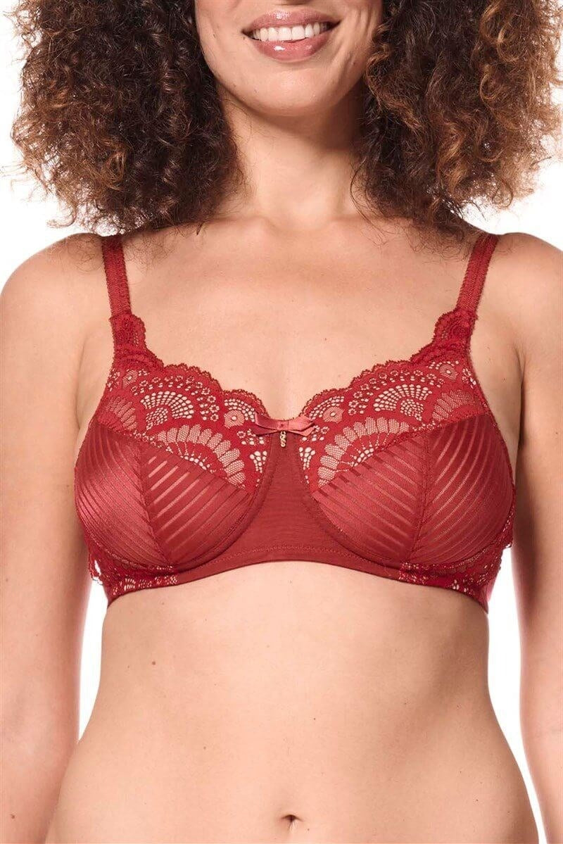 Karolina Padded Wire-Free Bra